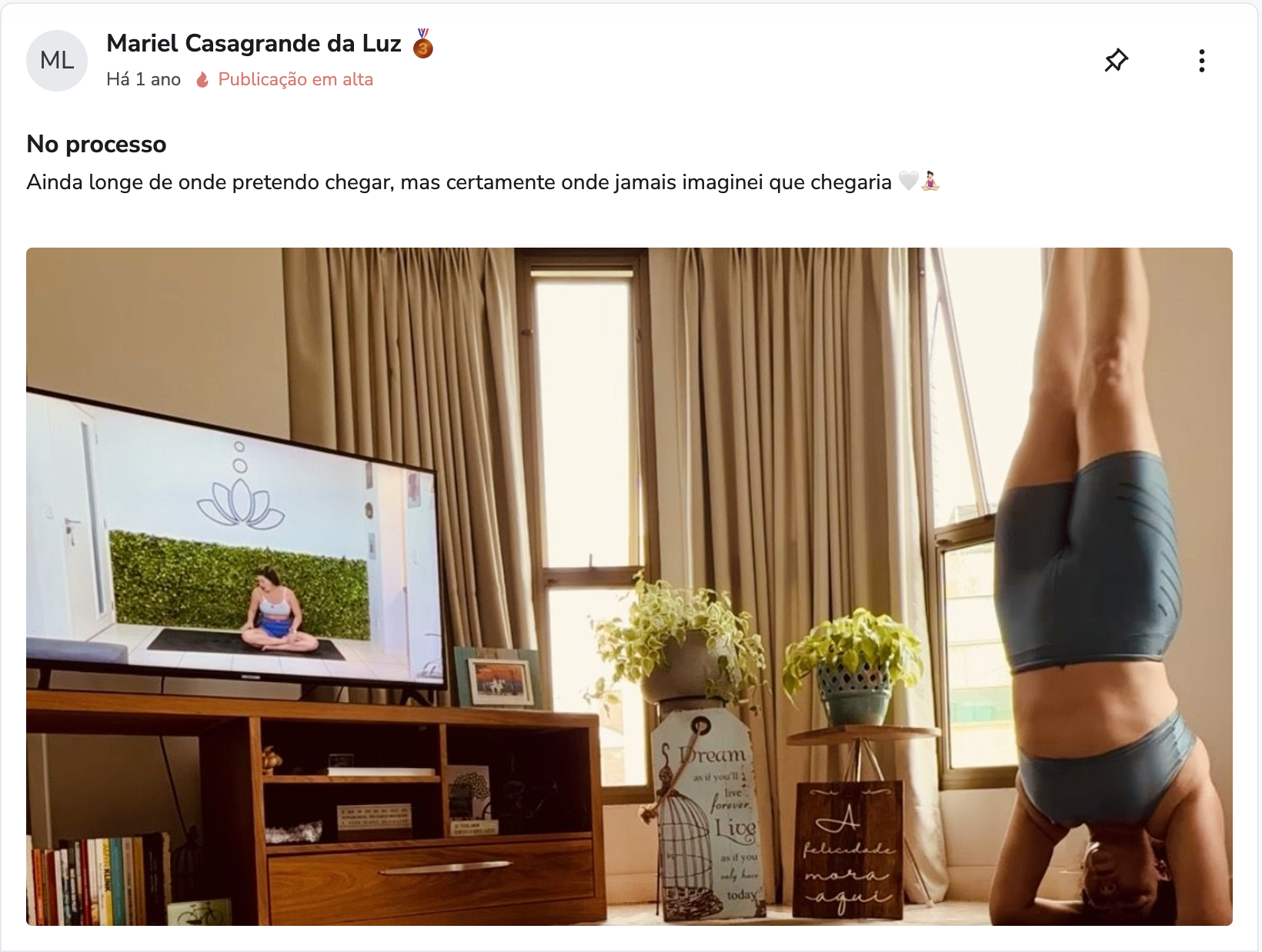 Aluna praticando em casa